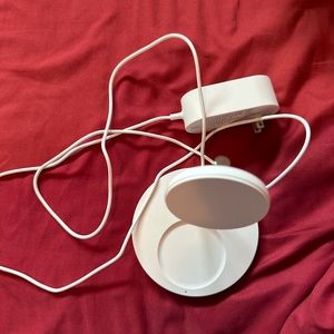 Belkin 2 in 1 mag safe charger